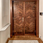 Drzwi klasyczne brązowe