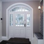 Drzwi łukowe białe do domu
